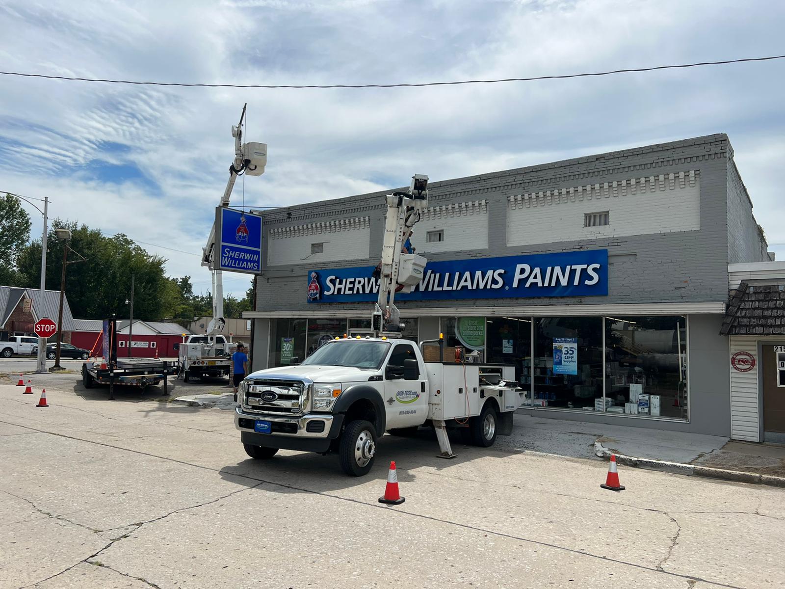sherwin williams paints sign installation
