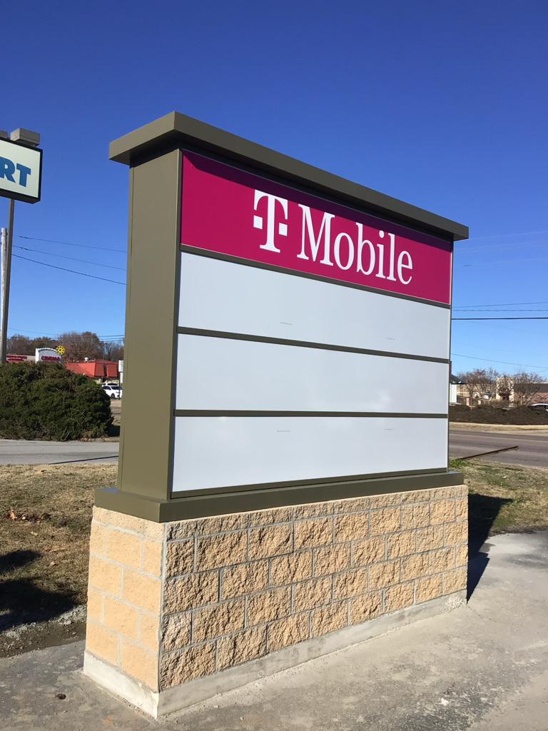 shopping center sign